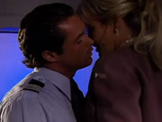 歐洲性感空姐與男飛行員溫馨浪漫的性愛
